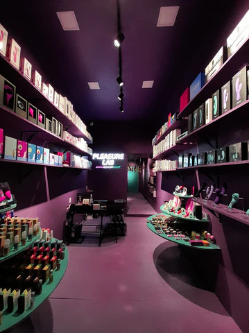 Pleasure Lab Laureles